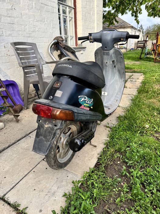Скутер Honda pal як Dio