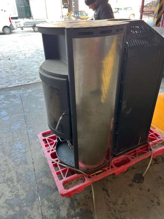 Печі Каміни  Б/У Продаж