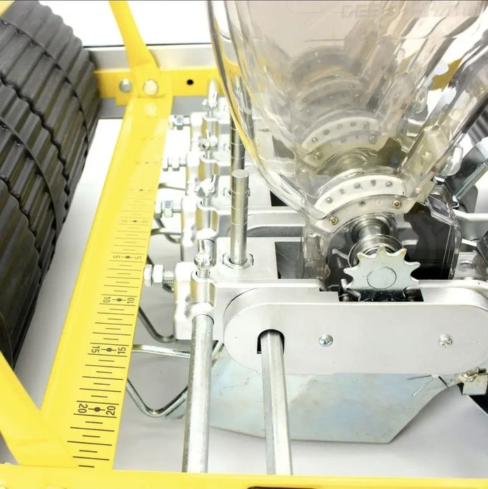 Ручна сівалка Tossa TS-Z02-4, точного висіву, 4-х рядна (4.8 л)