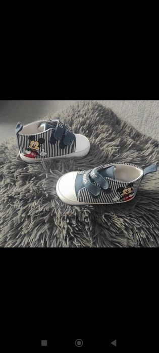 Buciki niechodki rozmiar 20 stan bdb