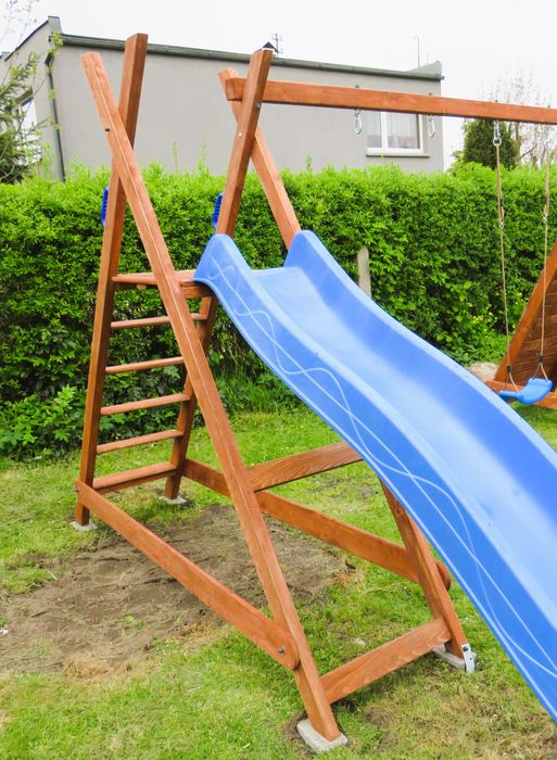 Drewniane, solidne place zabaw, huśtawki/piaskownice/zjeżdżalnie/domki