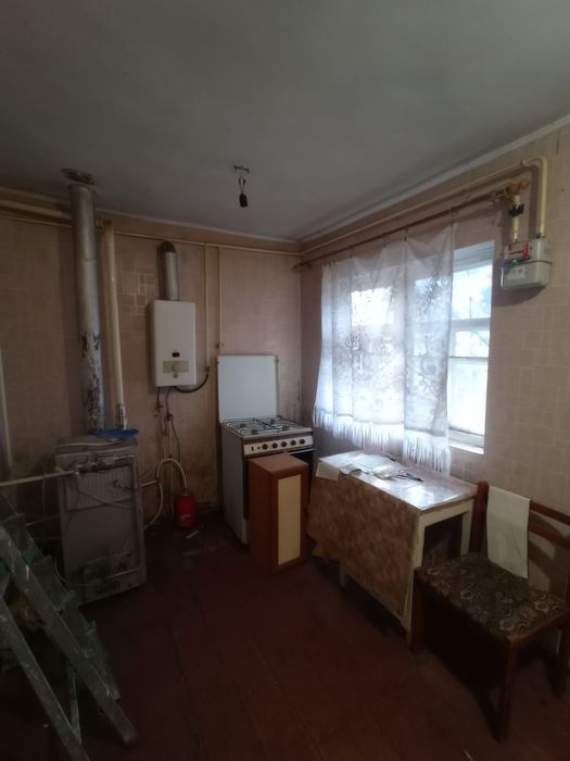 Срочно продам  часть дома  метро Спортивная