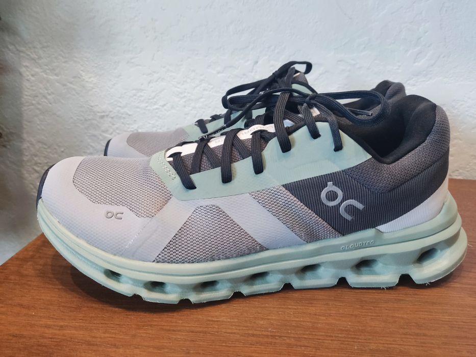 On Cloudrunner 2  розмір 41