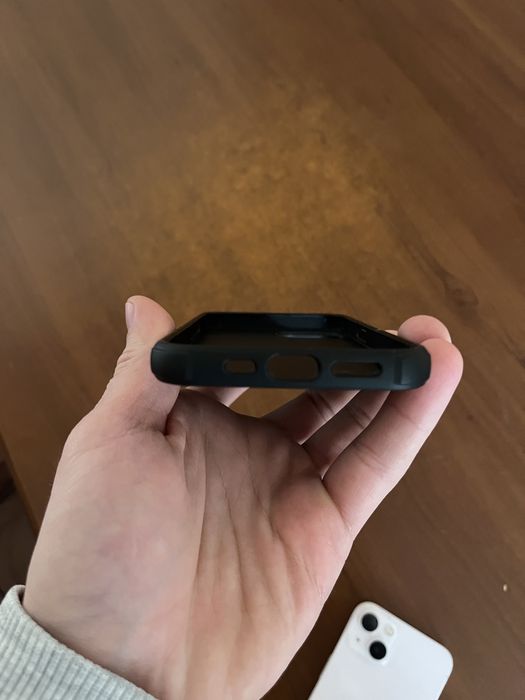 Case Nillkin Black на Iphone 13