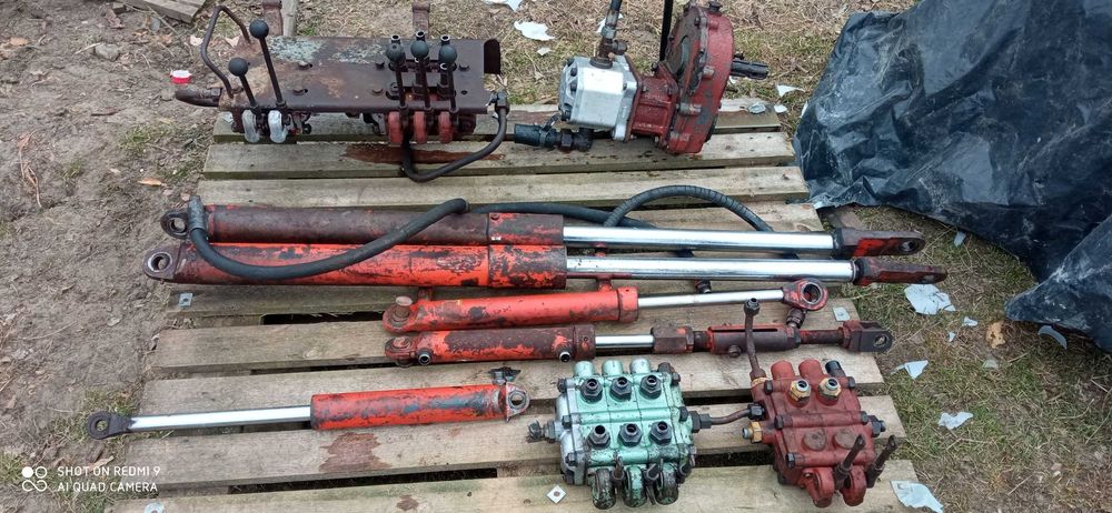 Części cyklop siłowniki rozdzielacze rama kabina