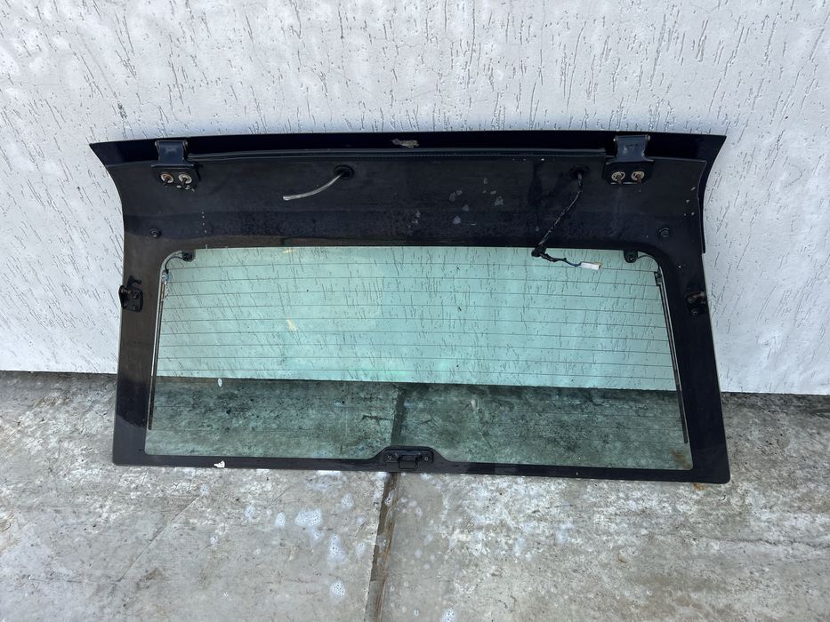 Заднє скло опель фронтера а 5 ти дверка opel frontera a