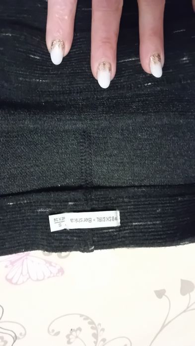 Saia Bershka S como nova