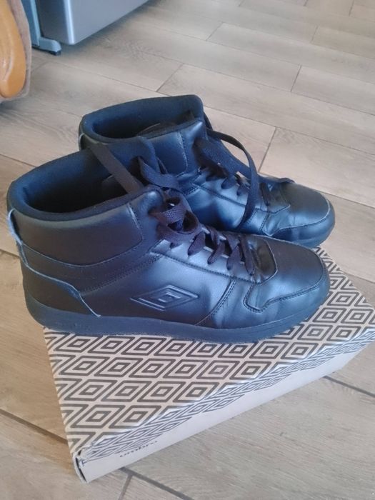 Umbro grand MID roz  44