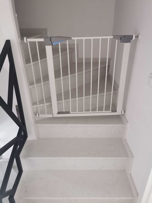 Bramka na schody firmy yapa