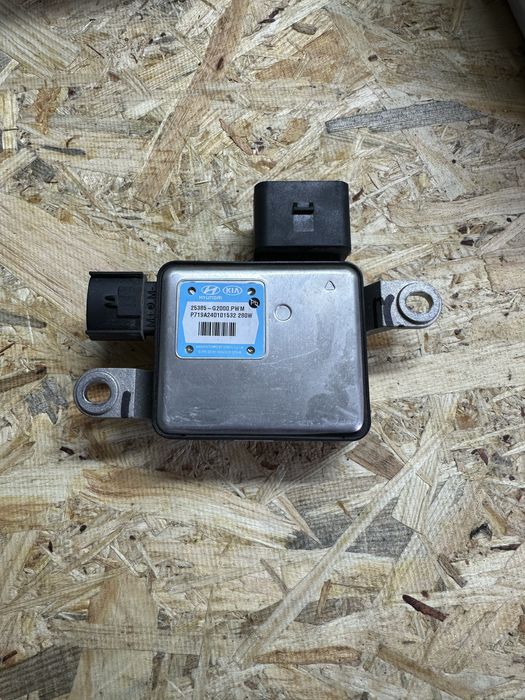 Продам блок керування вентилятором kia niro