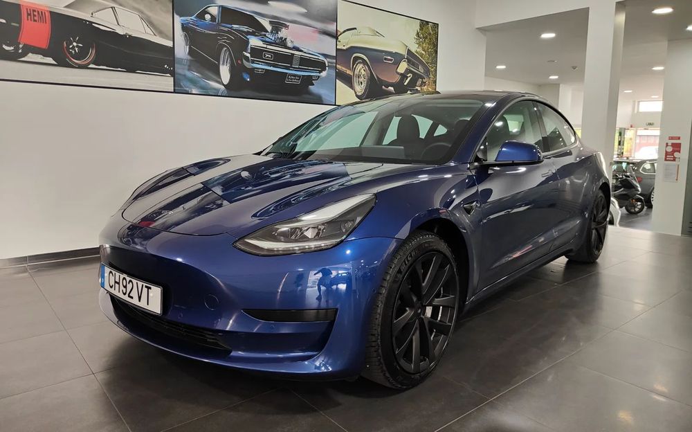 Tesla Model 3 Standard RWD