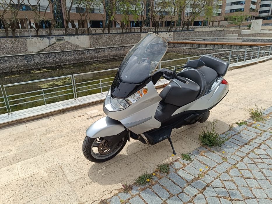 Aprilia atlantic 500 muito bom estado