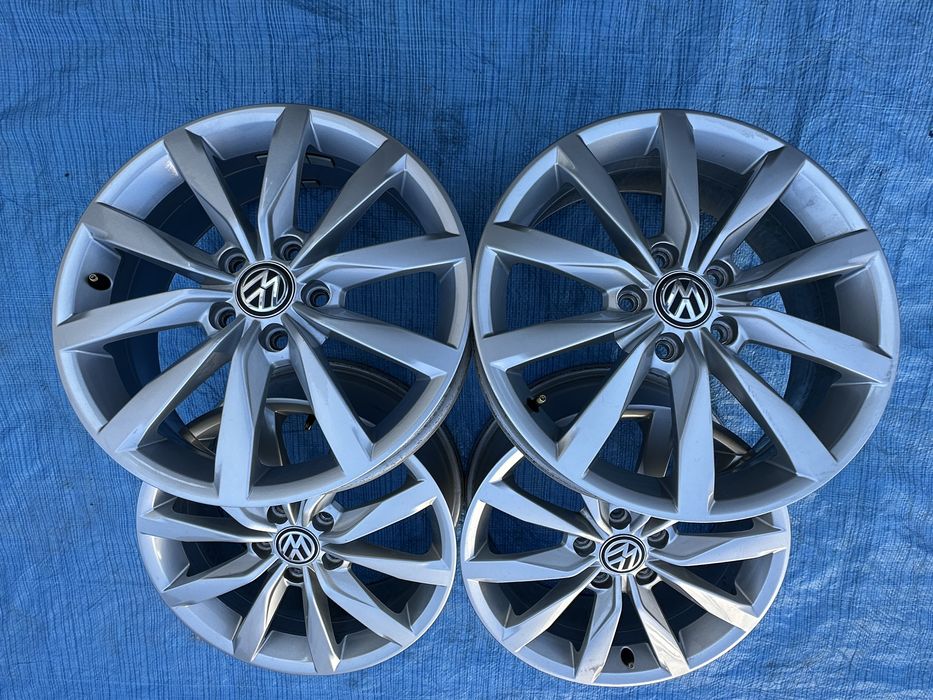 Felgi aluminiowe 17 5x112 Volkswagen  Golf Touran Caddy Passat Jetta