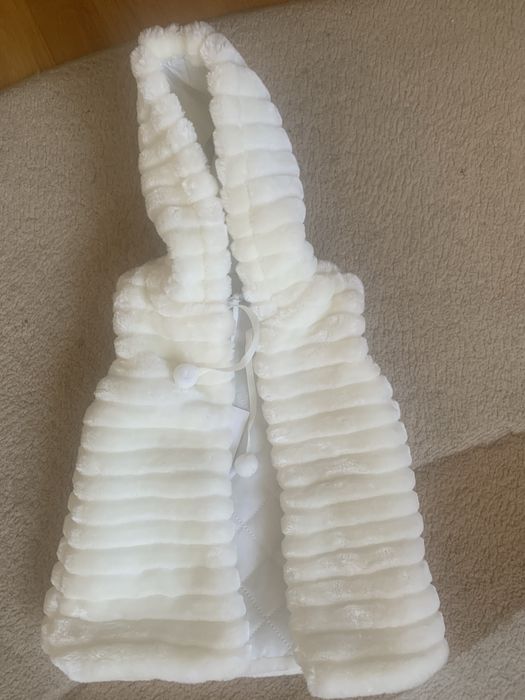 Безрукавка  із штучного хутра