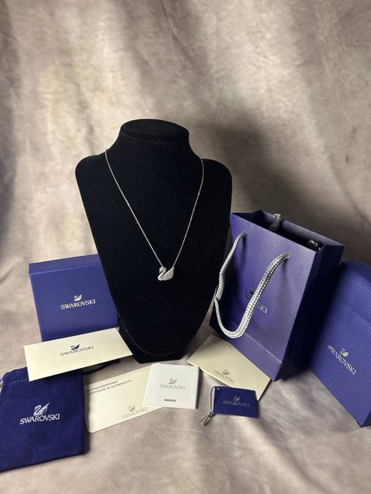 Łańcuszek swarovski srebrny