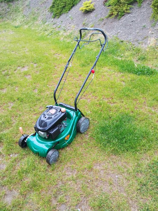 Kosiarka spalinowa z napedem