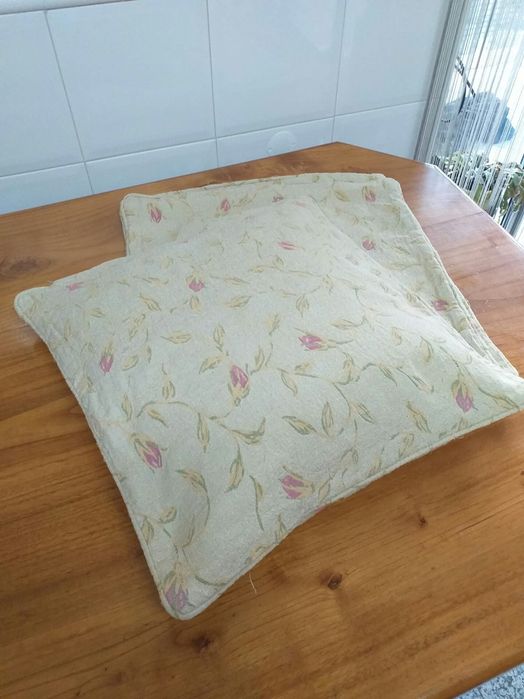 Várias capa de almofadas