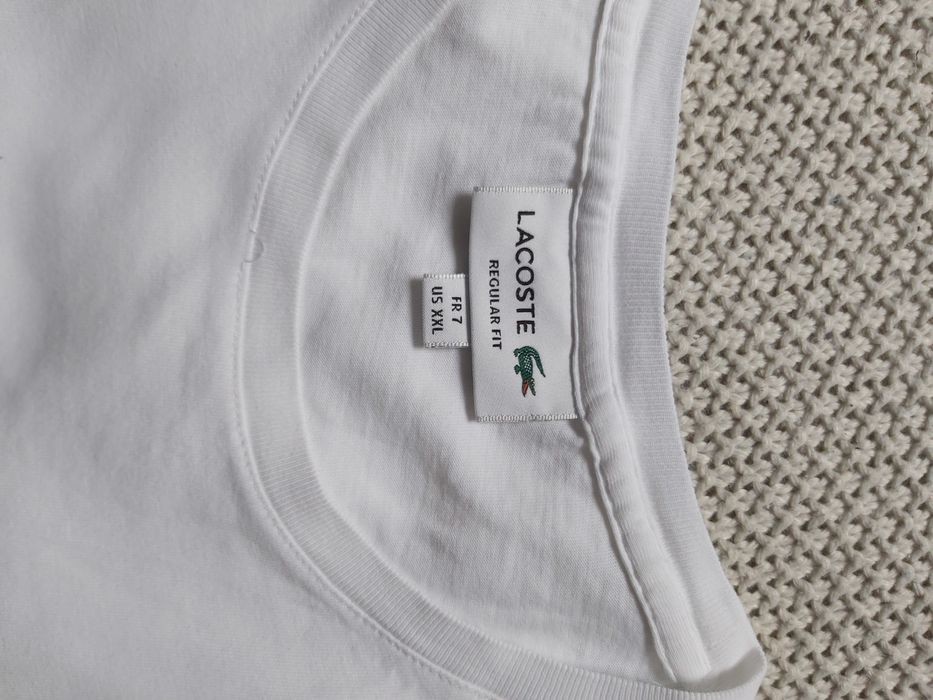 Lacoste piekna snieznobiala koszulka xxl