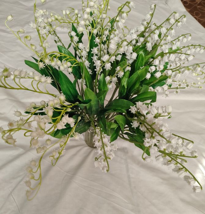 Пластикові конвалії