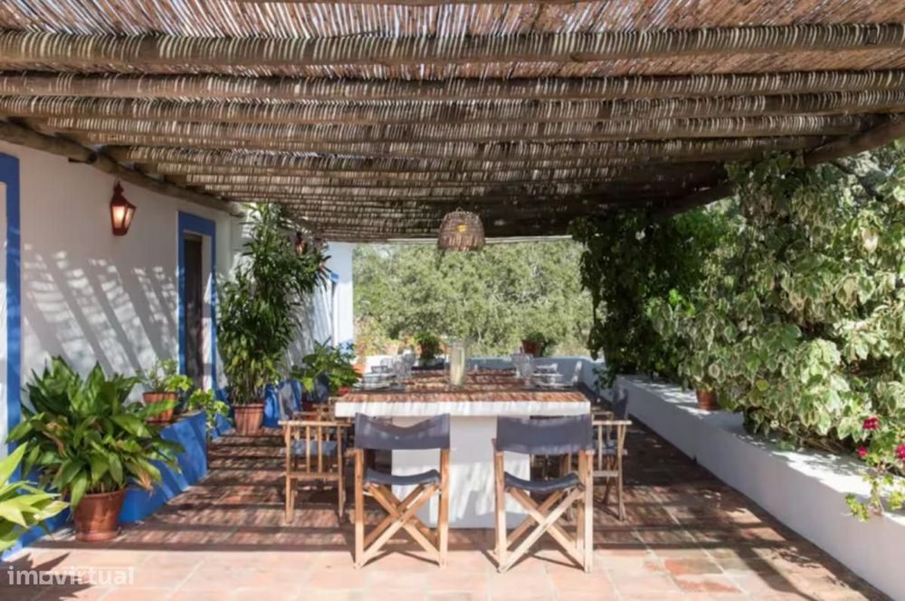 Casa com 6 quartos - localizado em Evora