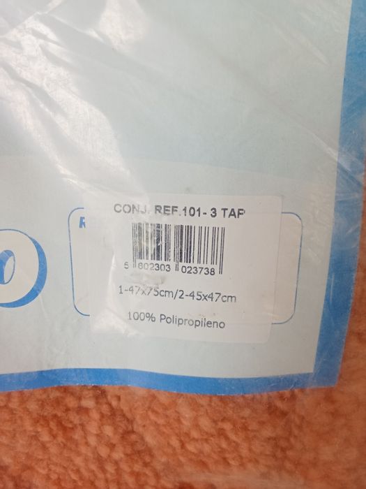 Conjunto tapetes casa banho