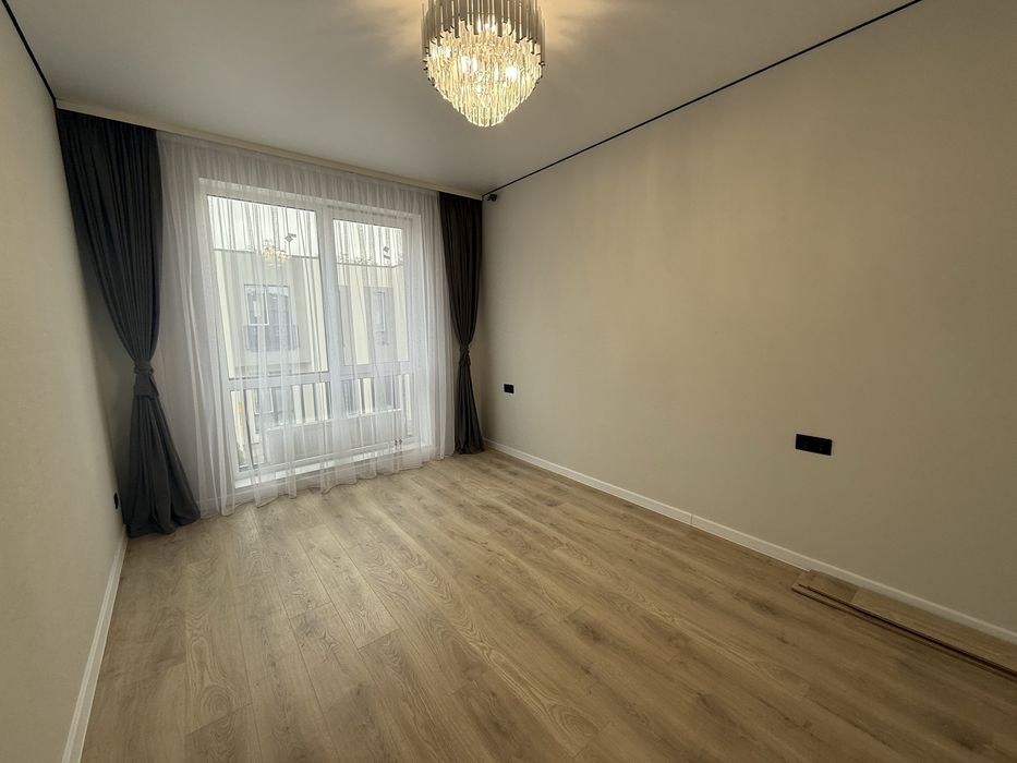 Продаж 2 поверхового таунхауса з ділянкою на 1.6 сотки, 73 кв. м,