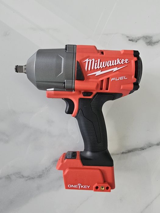 Klucz udarowy Milwaukee M18 ONEFHIWF12 nowy