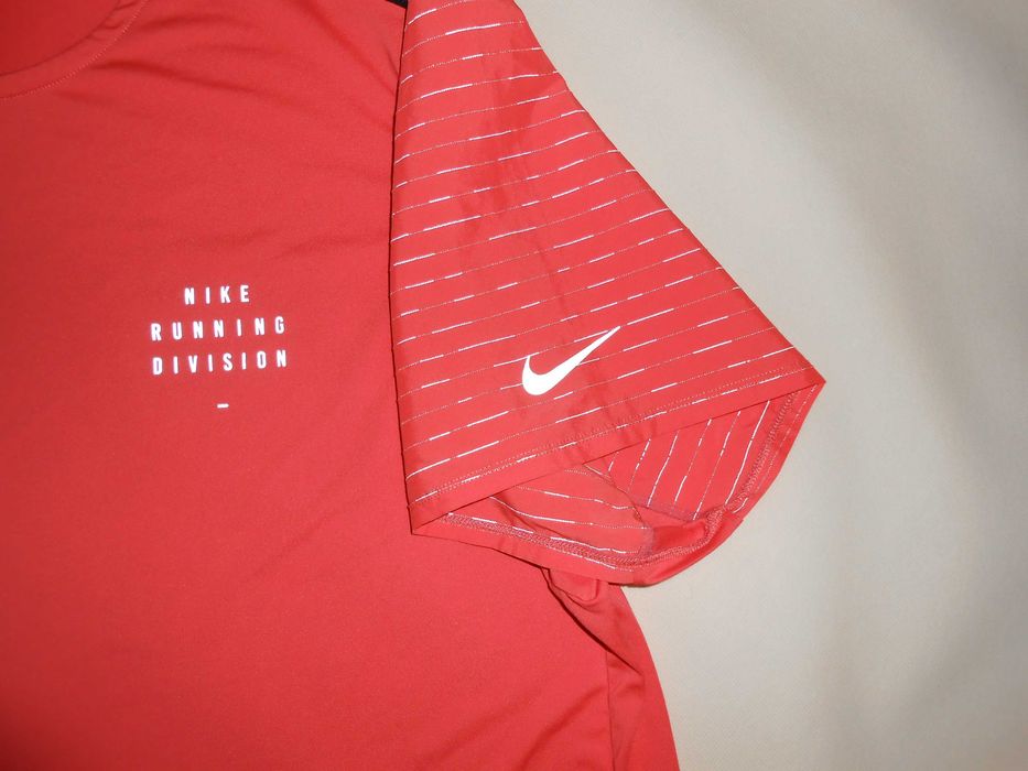 Koszulka do biegania Nike Dri-Fit Running Division (XL) Running Jogging