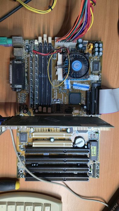 Motherboard vintage Socket 7