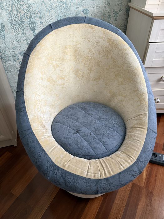 Крісло пуф (тюльпан). Є торг