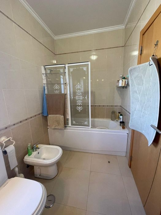 Moradia Geminada T3 á venda na Quinta do Conde