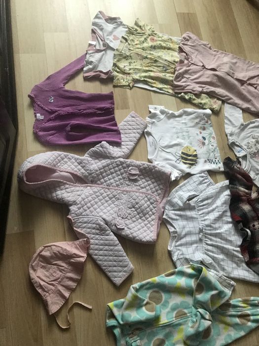 Paka ubranek niemowlęcych 6-9 M