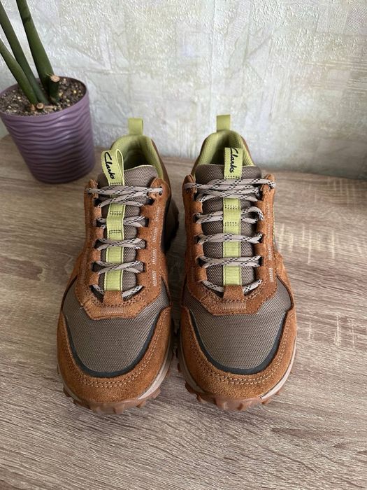 Фирменные осенния демисизонные ботинки кларкс Clarks