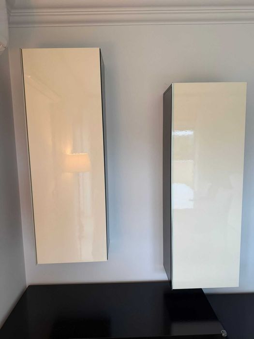 Móveis de Sala Branco e Preto