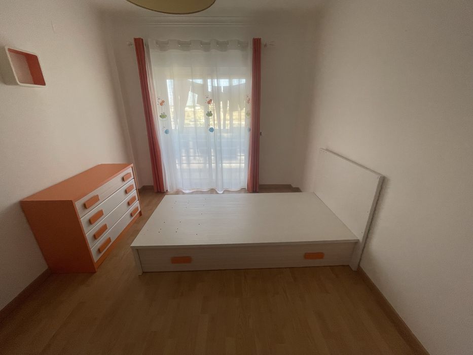 Berço convertivel.