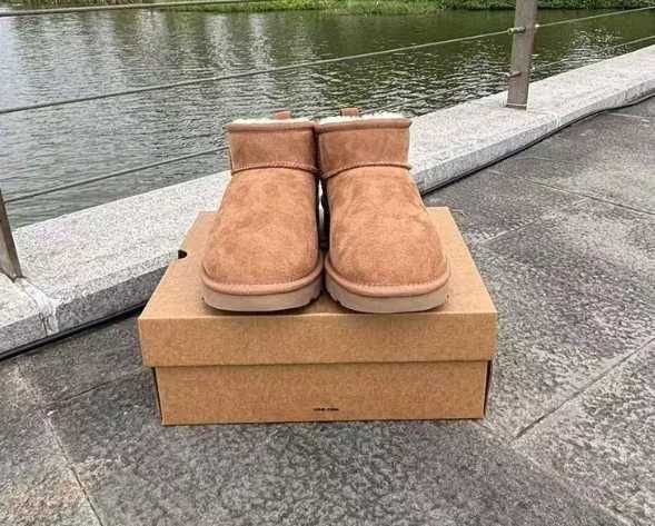 UGG Classic Mini Boots Chestnut r.40