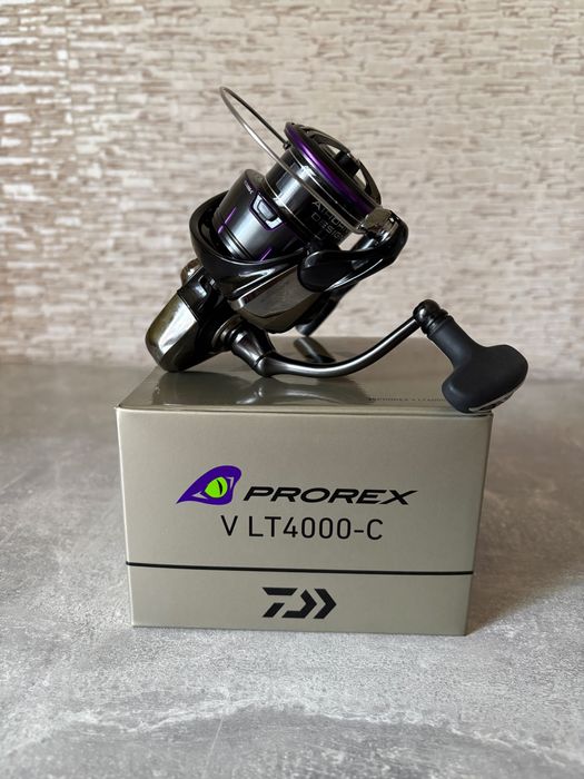 Котушка Daiwa PROREX V LT4000-C