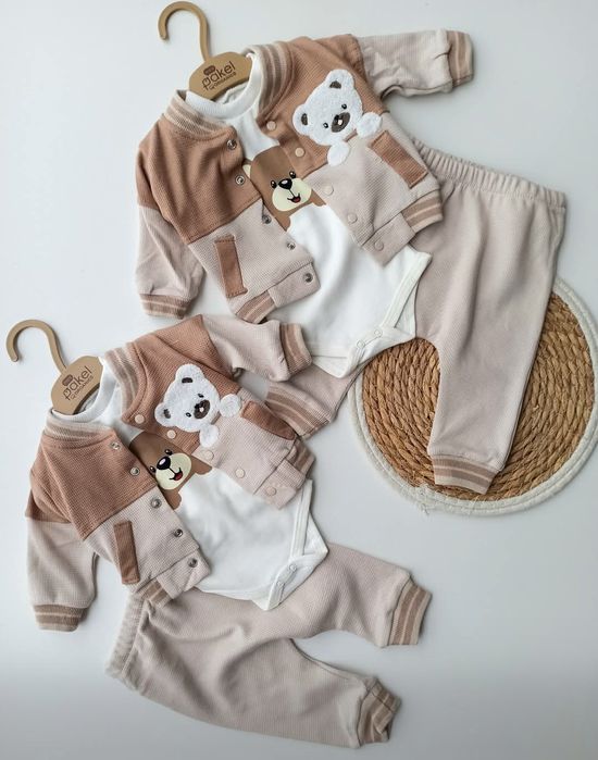 Nowy komplet niemowlęcy