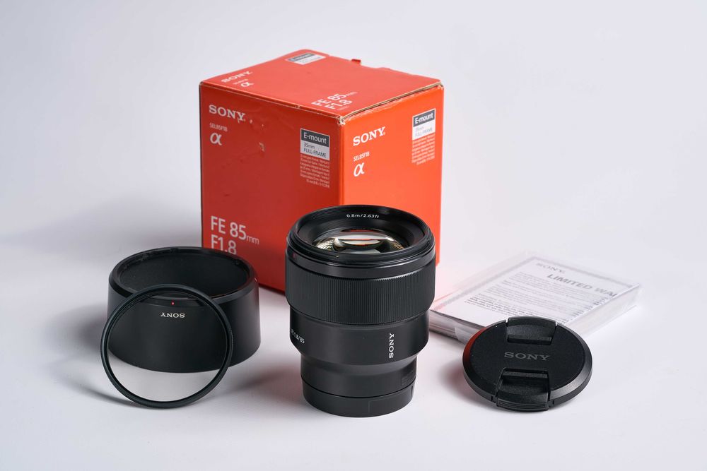 Об'єктив Sony FE 85mm F1.8 SEL85F18