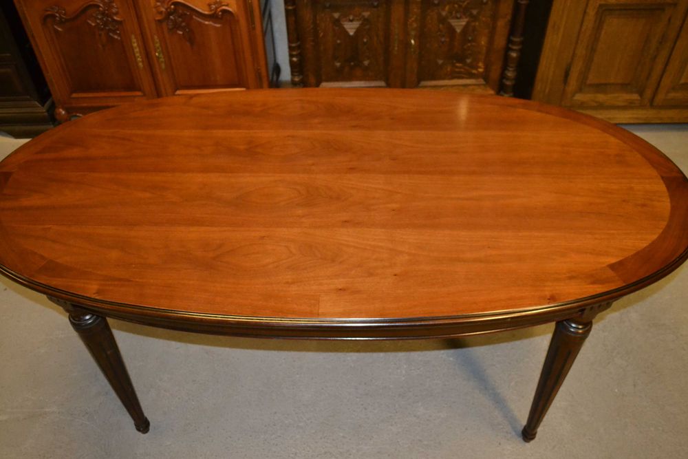 stół elipsa .orzech