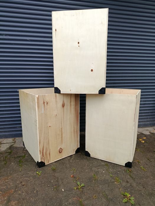 Skrzynka drewniana , pojemnik , pudełko