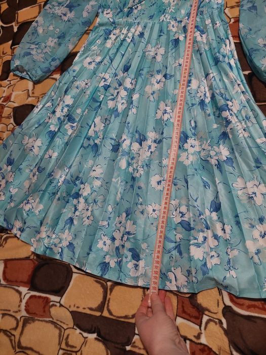 Платье женственное М Л