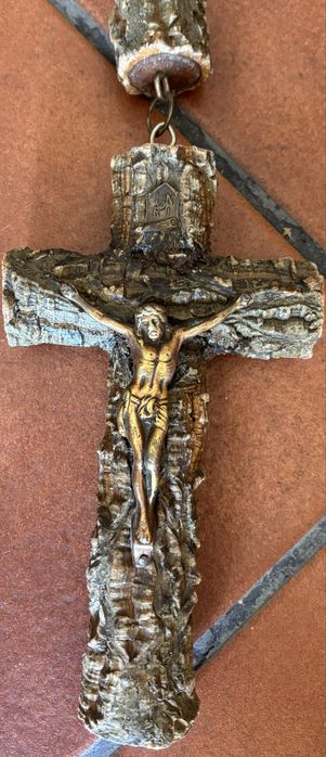 Rosário de Maria,  com cerca de 2m