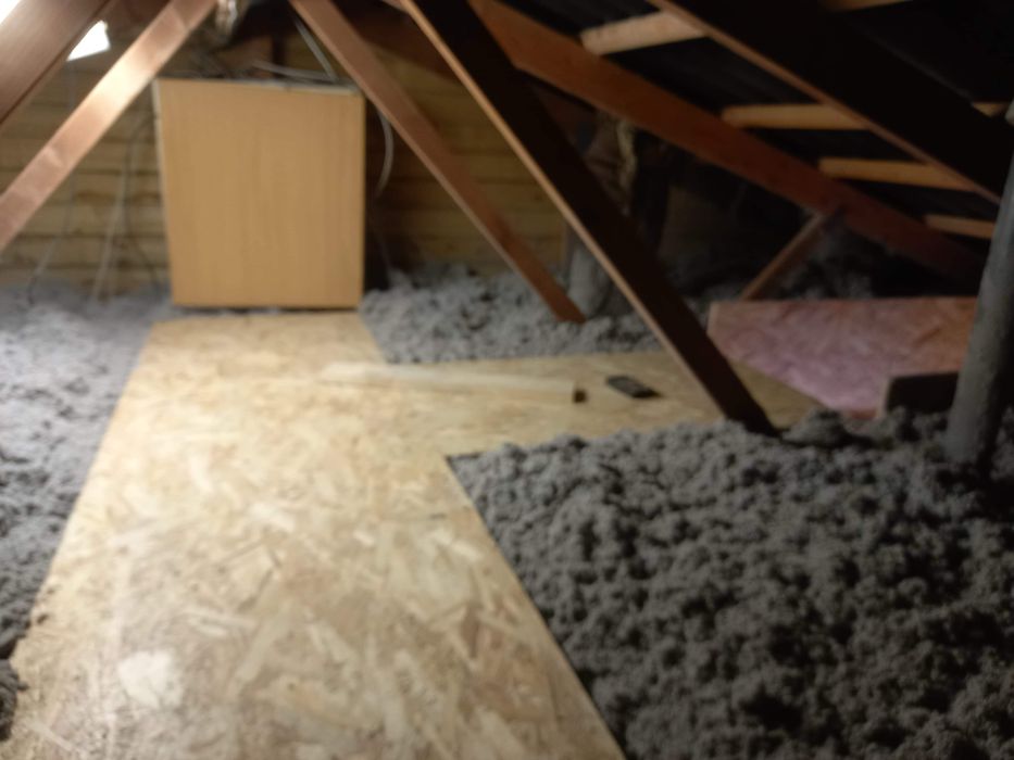 Ociplenia poddaszy welna celulozowa,mineralna Naprawy izolacji