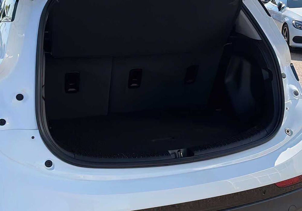 Chevrolet Bolt EV      2023