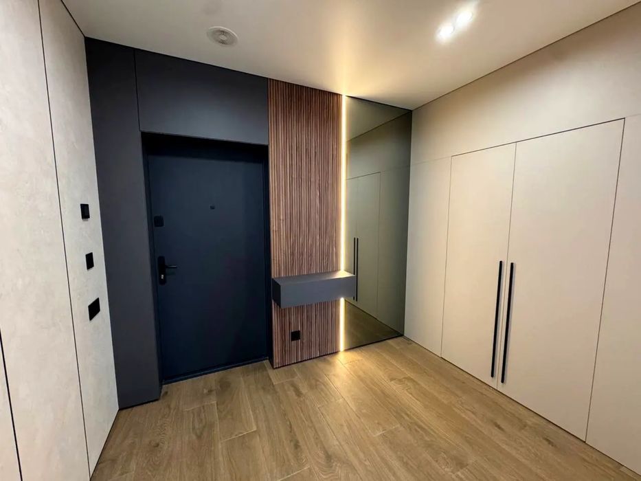 ДИЗАЙНЕРСЬКА 1+1к. квартира в ЖК Паркові Озера2, вул. Воскресенська 2В