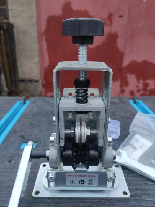 Ручной роторный инструмент