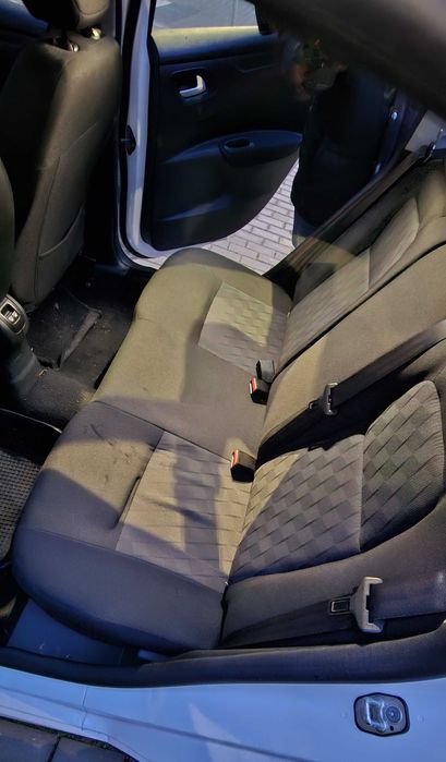 Citroën C-Elysée 1.5 BlueHDi 102cv – Económico e Espaçoso