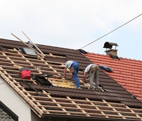 Dekarz Naprawa Dachów Wymiana Pokryć Grżanie Papy Montaż Blachy