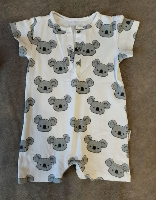 Продам детские боди летние, песочник, белый боди